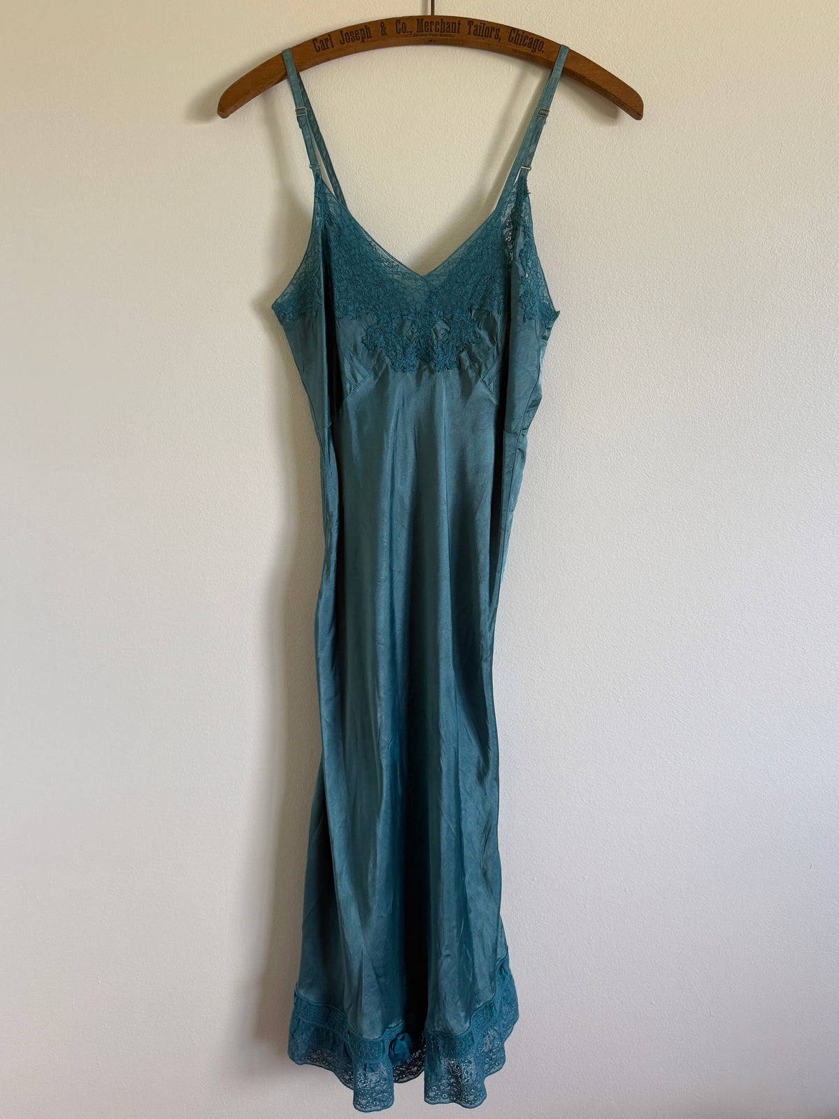 1940s HAND DYED TEAL SLIP
