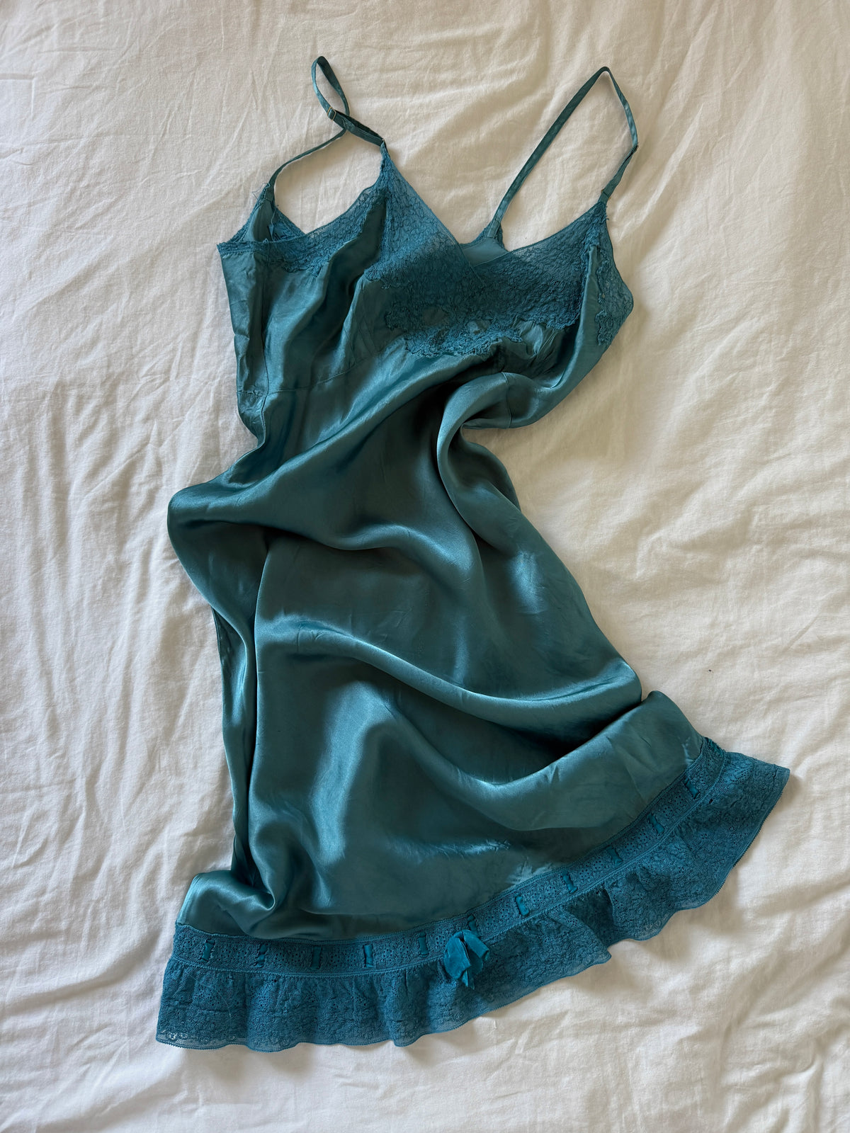 1940s HAND DYED TEAL SLIP